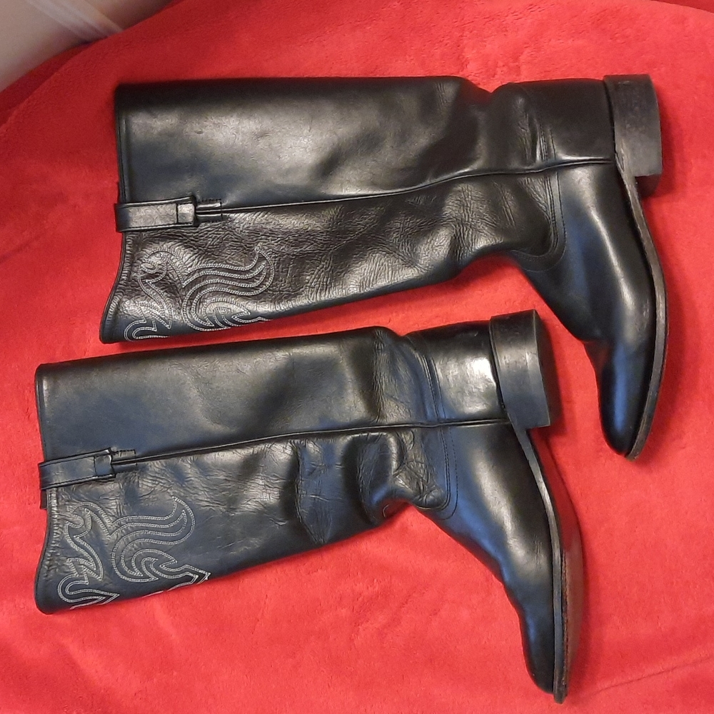 Old West boots.